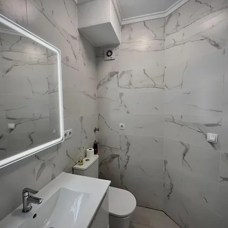 Apartment Near Park *